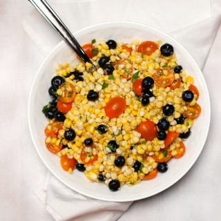 Corn Salad with Tomatoes and Blueberries