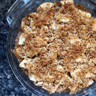 Super Simple Healthy Apple Crumble