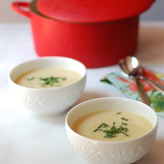 Vegan cauliflower soup with truffle oil